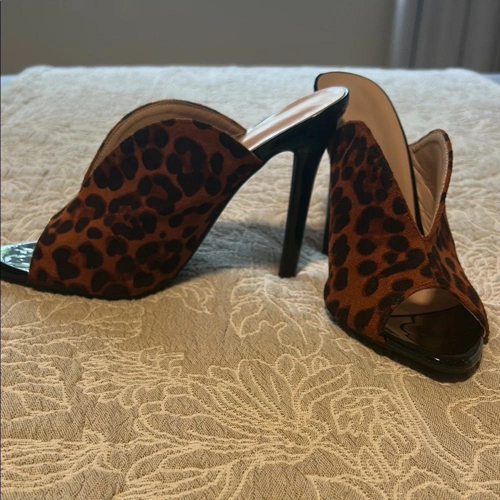 Leopard Print Open-Toe Mules - Picture 3 of 4